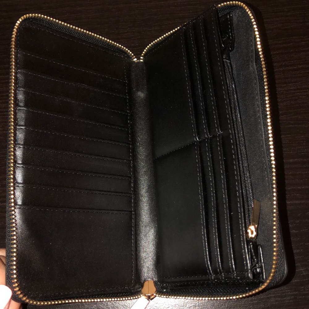 Wallet - Picture 3 of 4